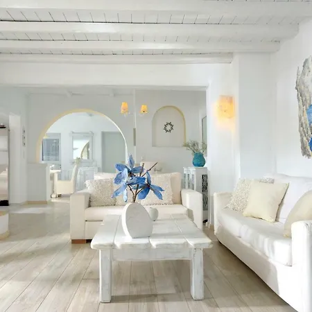 La Vie In Blue Vila